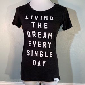 😎🤣 Livin’ The Dream Tee 😜
